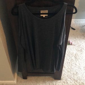 Long sleeve open shoulder shirt